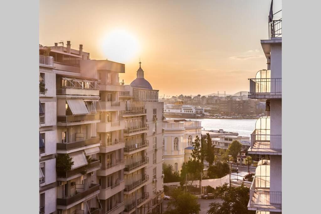 Neoclassical Apartment With 2 Bedrooms In El Pireo Exterior foto
